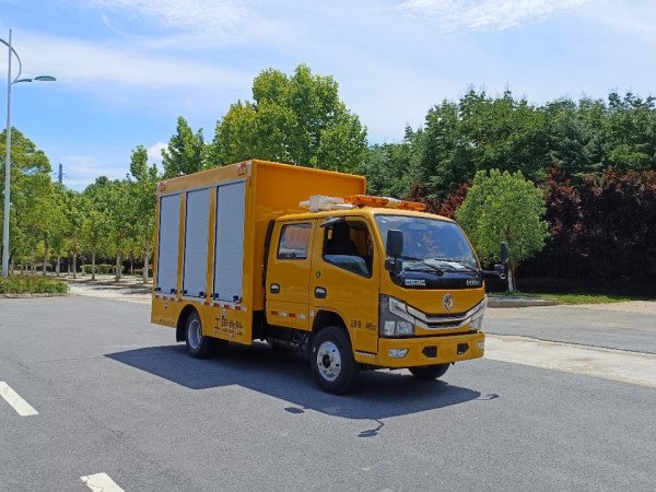 Dongfeng D5 Double Row Seats Engineering Rescue Vehicle