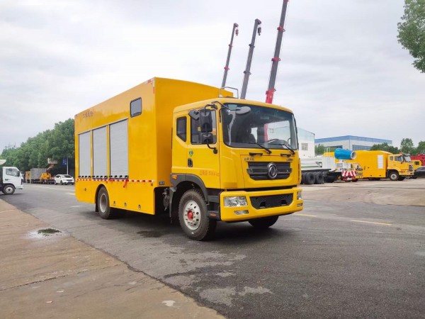 Dongfeng D9 high flow drainage and rescue vehicle